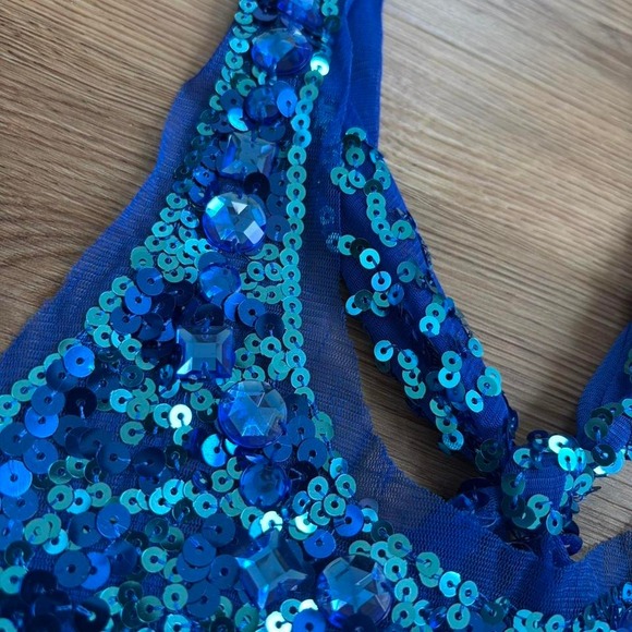 sequin top - Picture 2 of 3